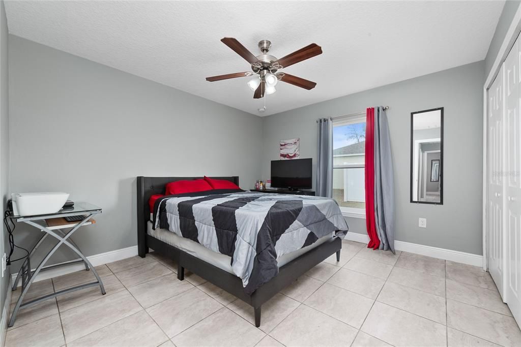 For Sale: $297,990 (3 beds, 2 baths, 1263 Square Feet)