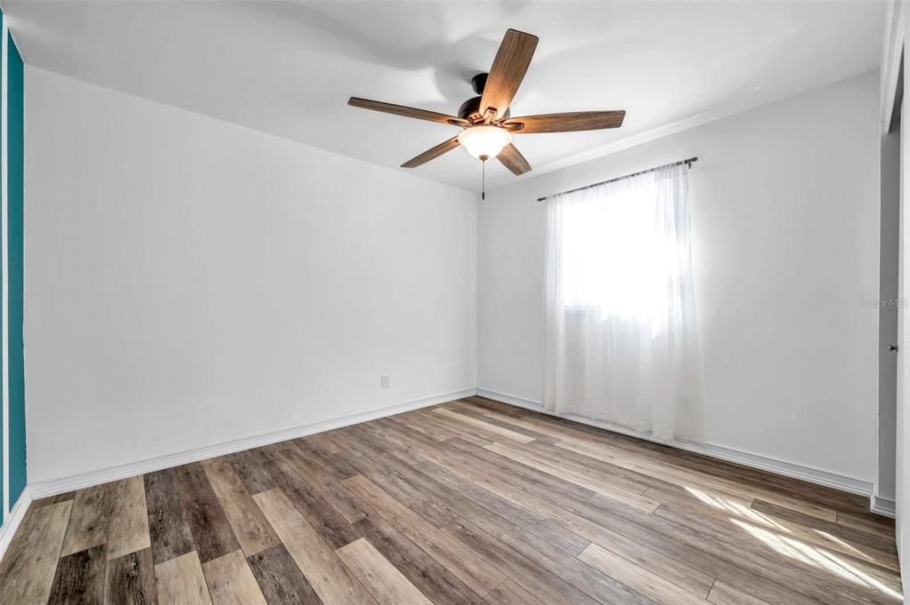 For Sale: $437,000 (3 beds, 2 baths, 1128 Square Feet)