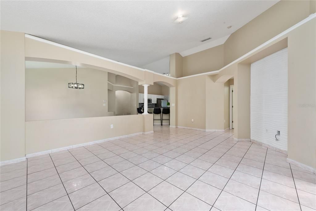 Active With Contract: $3,150 (4 beds, 2 baths, 1809 Square Feet)