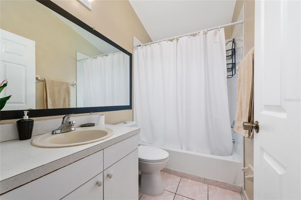 Active With Contract: $3,150 (4 beds, 2 baths, 1809 Square Feet)