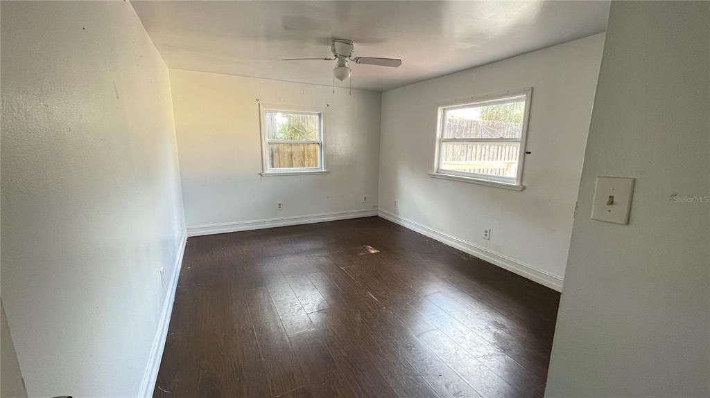 Active With Contract: $300,000 (0 beds, 0 baths, 1315 Square Feet)