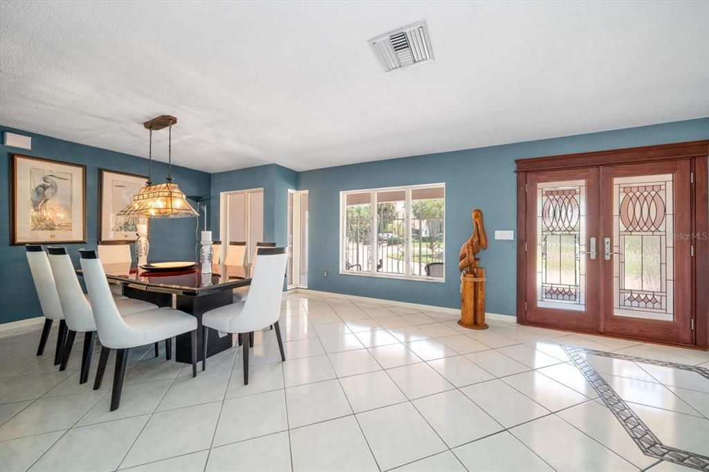 Spacious Dining Area