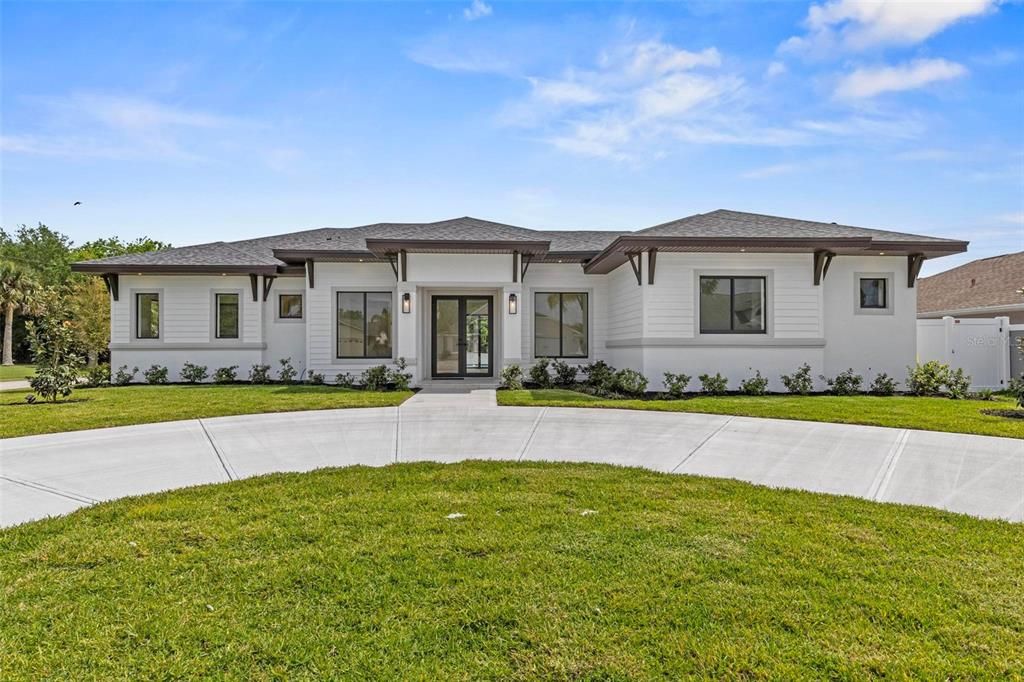 Active With Contract: $985,000 (4 beds, 4 baths, 2480 Square Feet)