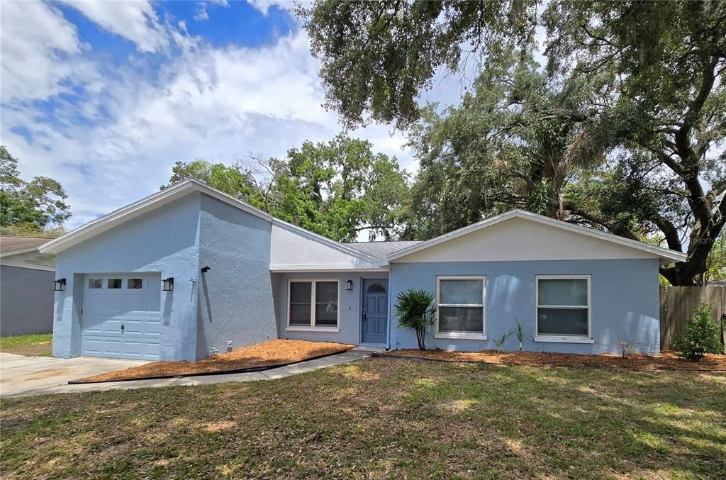 For Sale: $417,504 (4 beds, 2 baths, 1606 Square Feet)