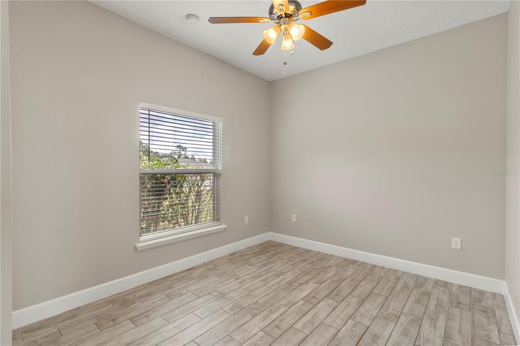 For Sale: $364,900 (3 beds, 2 baths, 1302 Square Feet)