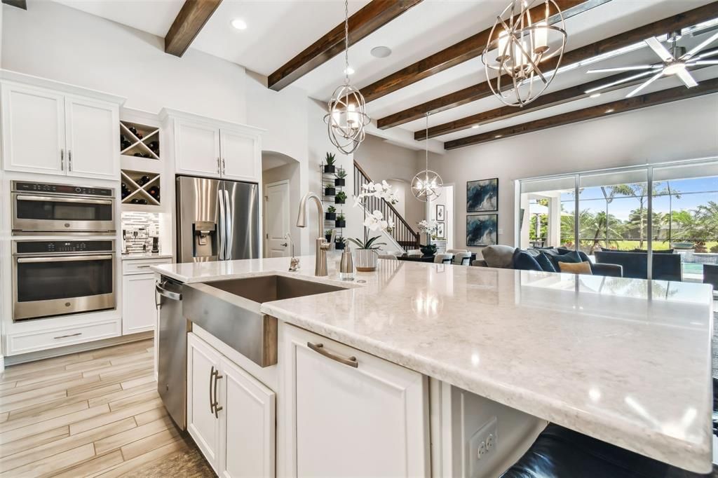 Active With Contract: $999,900 (5 beds, 4 baths, 3911 Square Feet)