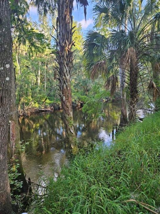 На продажу: $200,000 (0.30 acres)