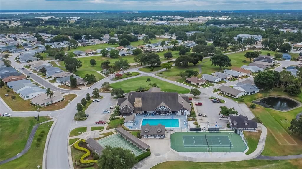 CLUBHOUSE AND COMMUNITY AMENITIES