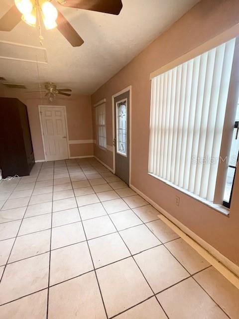 For Rent: $3,000 (3 beds, 2 baths, 1582 Square Feet)