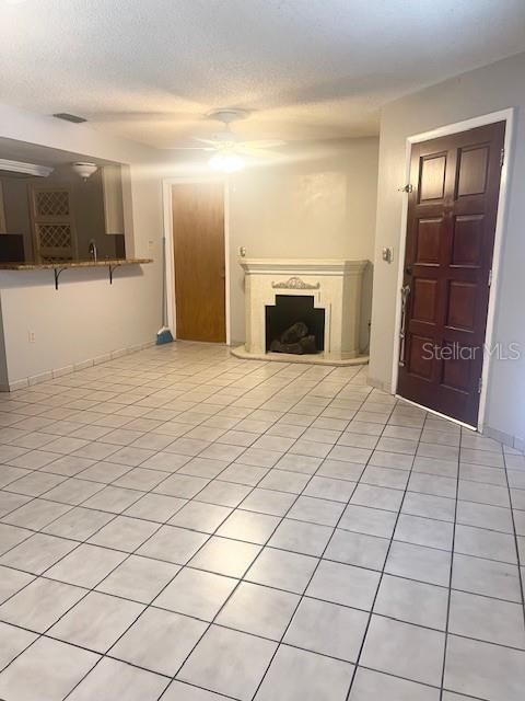 For Rent: $3,000 (3 beds, 2 baths, 1582 Square Feet)