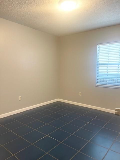 For Rent: $3,000 (3 beds, 2 baths, 1582 Square Feet)