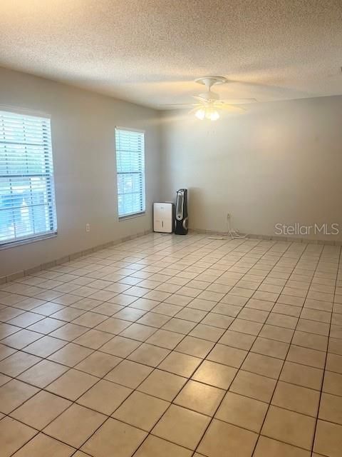 For Rent: $3,000 (3 beds, 2 baths, 1582 Square Feet)