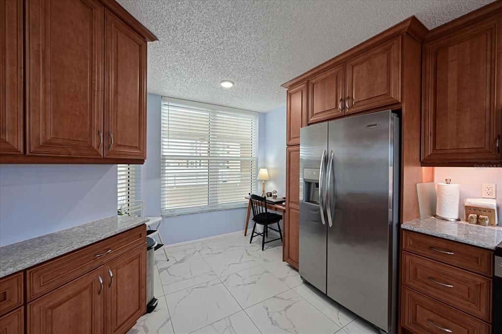 For Sale: $339,900 (2 beds, 2 baths, 1478 Square Feet)