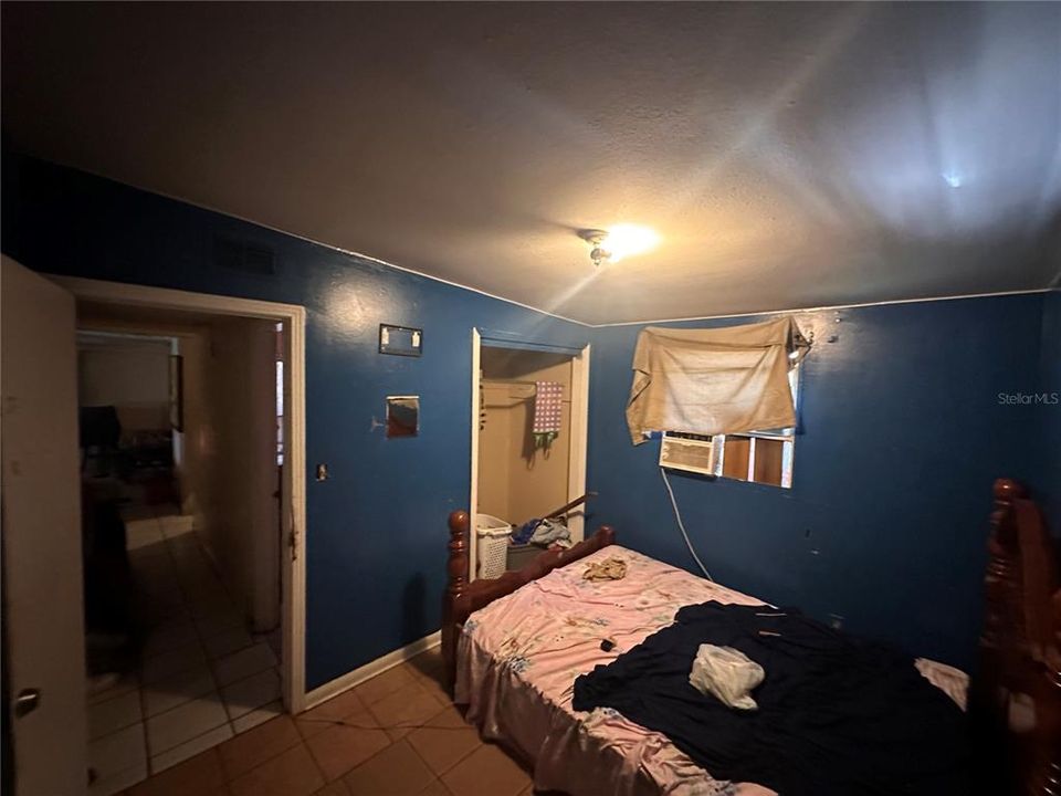 For Sale: $209,000 (2 beds, 1 baths, 1644 Square Feet)