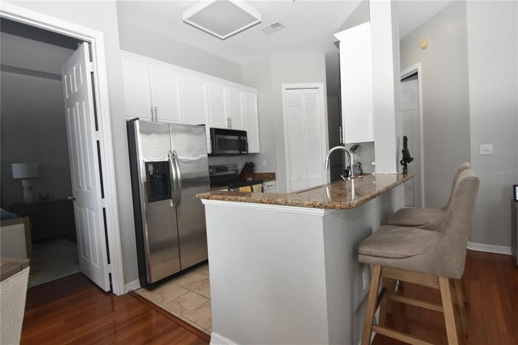 For Rent: $5,195 (3 beds, 2 baths, 1332 Square Feet)