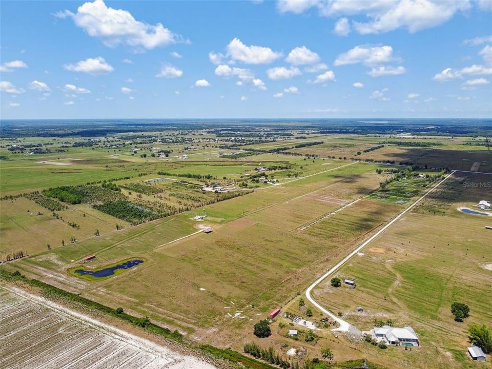 На продажу: $475,000 (10.78 acres)