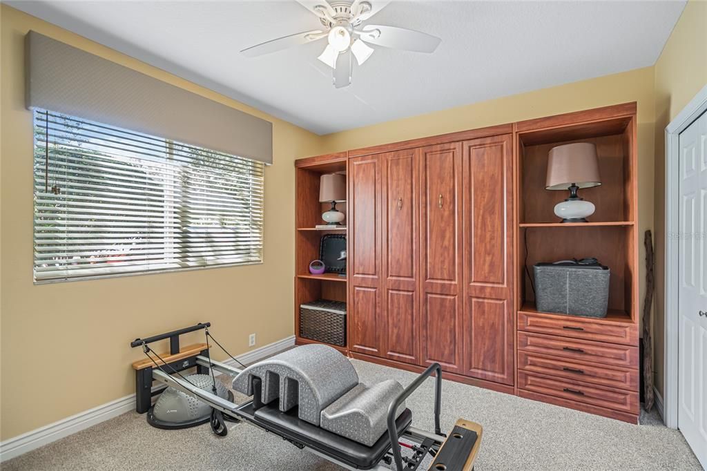 Second bedroom with murphy bed