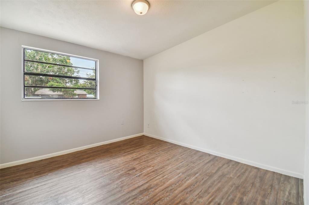 For Sale: $255,000 (3 beds, 1 baths, 1328 Square Feet)