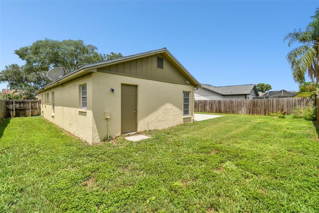 For Sale: $409,000 (3 beds, 2 baths, 1933 Square Feet)