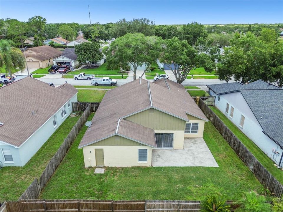 For Sale: $359,000 (3 beds, 2 baths, 1933 Square Feet)