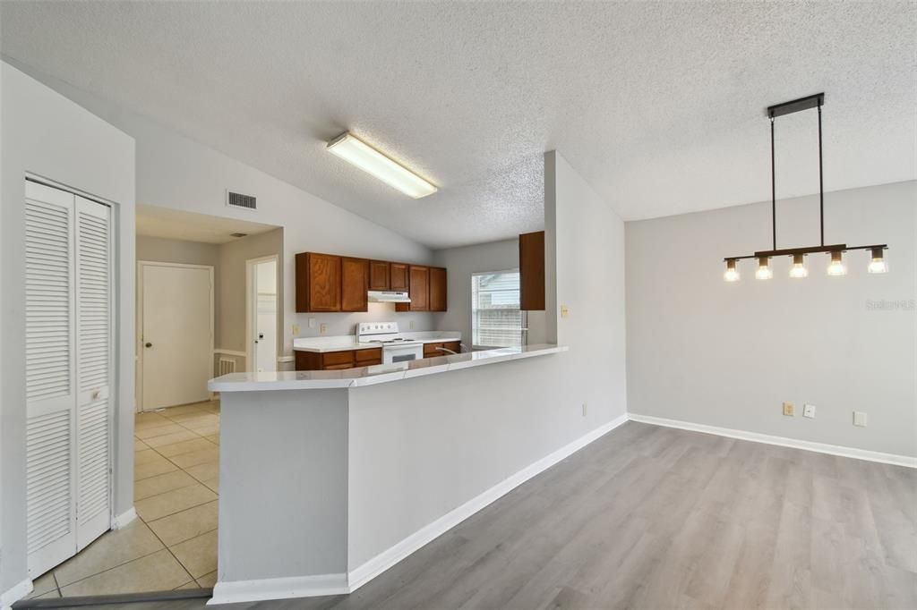 For Sale: $359,000 (3 beds, 2 baths, 1933 Square Feet)