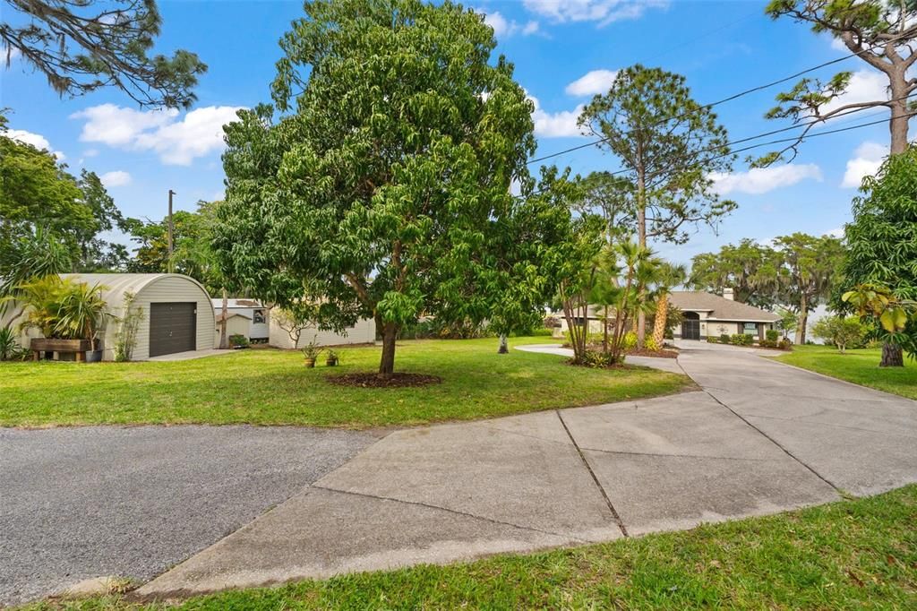 For Sale: $1,375,000 (3 beds, 2 baths, 2150 Square Feet)