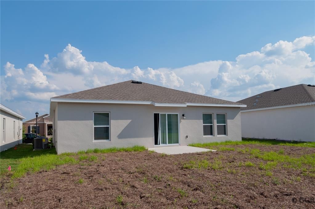 Active With Contract: $2,400 (3 beds, 2 baths, 1554 Square Feet)