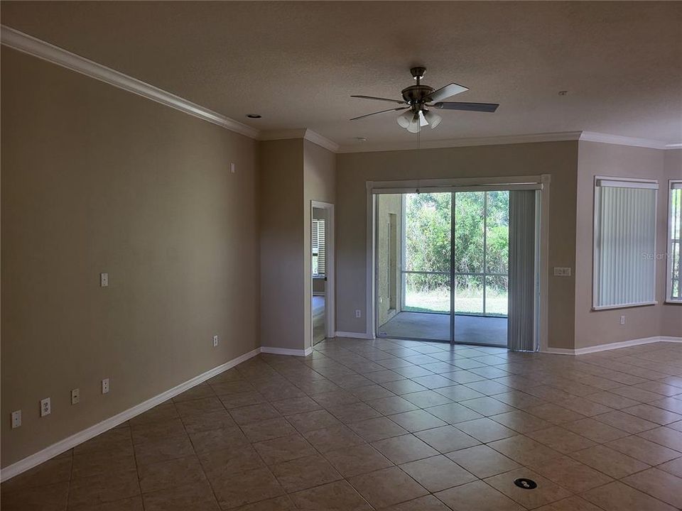 Active With Contract: $3,400 (4 beds, 3 baths, 2655 Square Feet)