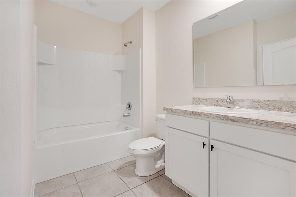 For Sale: $349,900 (3 beds, 2 baths, 1774 Square Feet)