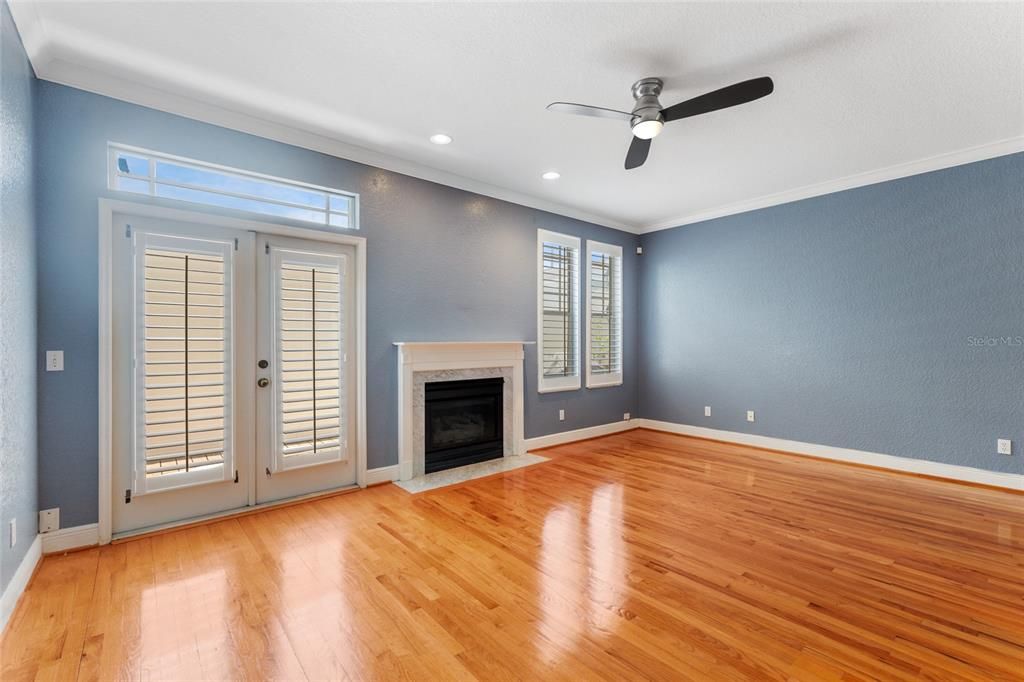 living room with gas fire place