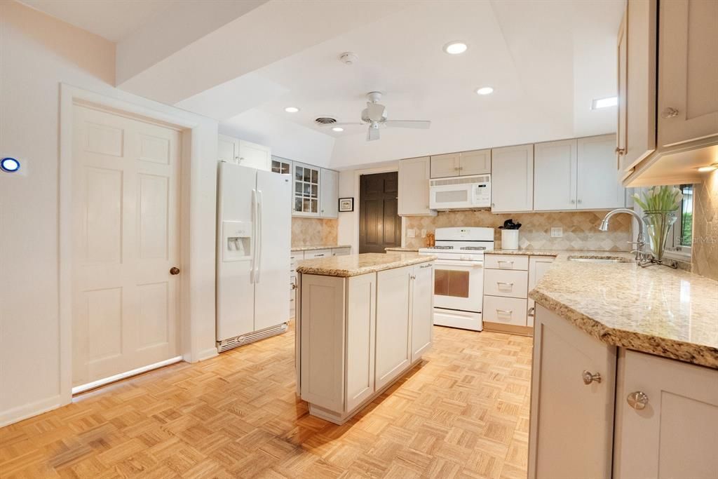 Active With Contract: $1,350,000 (3 beds, 2 baths, 2743 Square Feet)