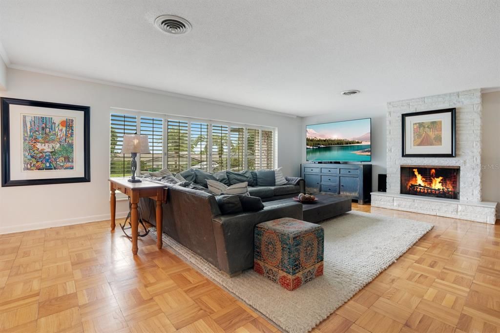 Active With Contract: $1,350,000 (3 beds, 2 baths, 2743 Square Feet)