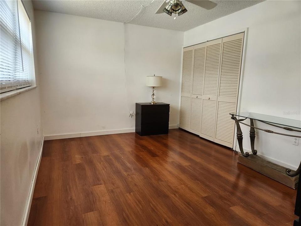 For Rent: $1,400 (2 beds, 2 baths, 1000 Square Feet)