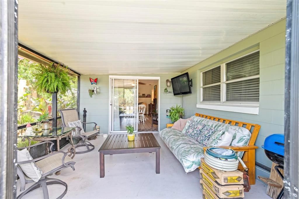 Active With Contract: $339,900 (3 beds, 2 baths, 1775 Square Feet)
