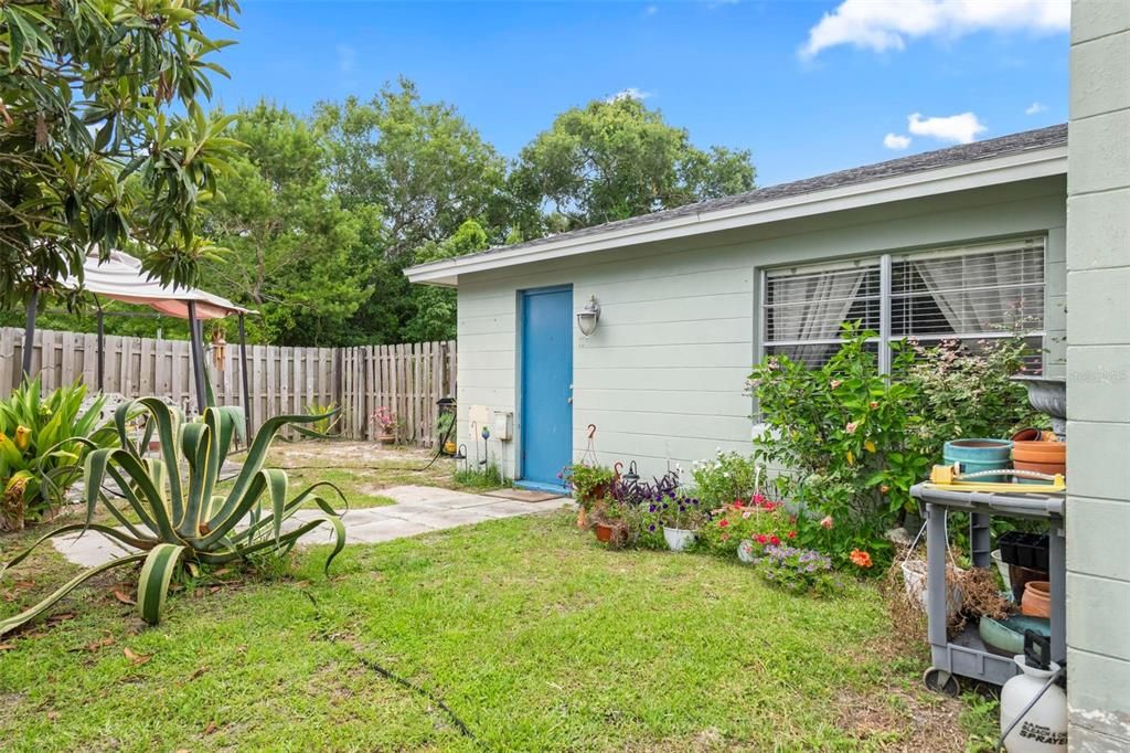 Active With Contract: $339,900 (3 beds, 2 baths, 1775 Square Feet)