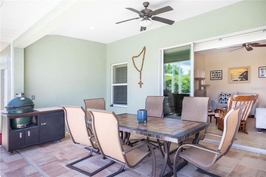 Active With Contract: $459,000 (3 beds, 2 baths, 1960 Square Feet)