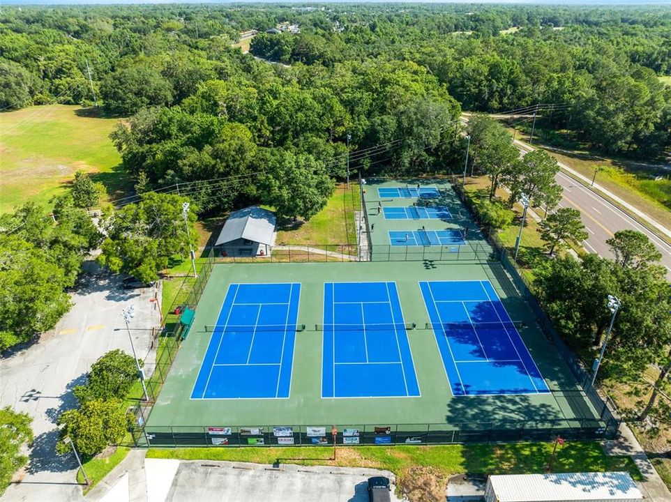 Community Tennis Courts