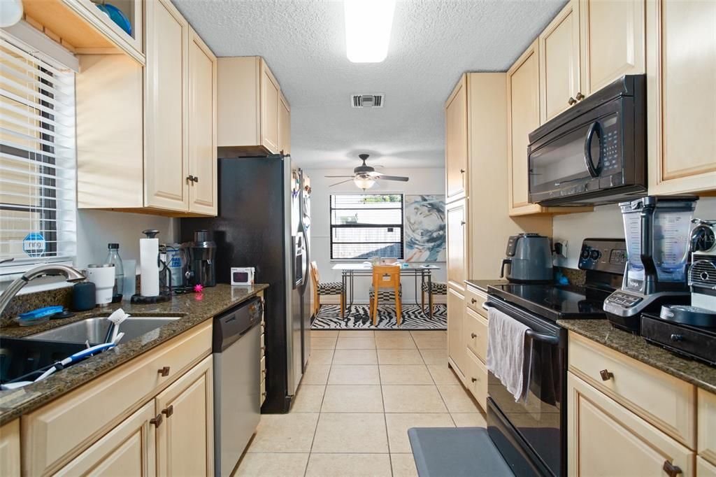 For Sale: $435,000 (4 beds, 2 baths, 1750 Square Feet)