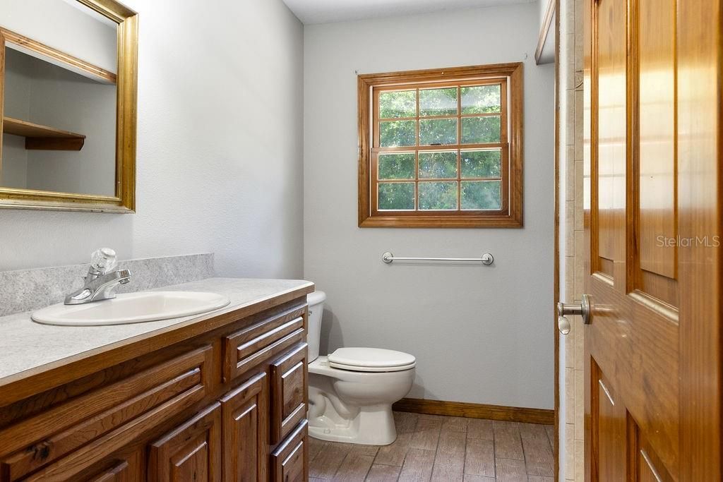 最近租的: $2,600 (3 贝兹, 2 浴室, 1911 平方英尺)