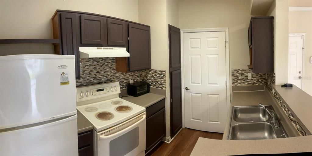 For Rent: $1,299 (1 beds, 1 baths, 657 Square Feet)