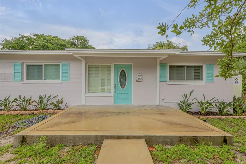 For Sale: $672,000 (3 beds, 2 baths, 1455 Square Feet)