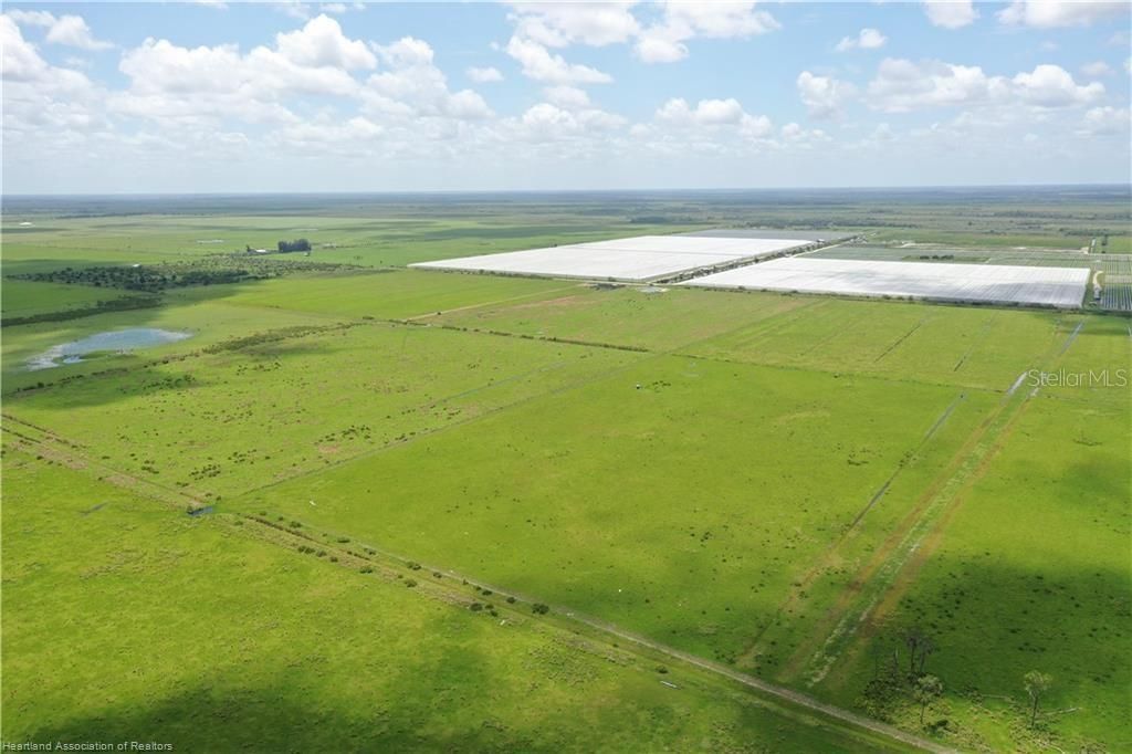 На продажу: $1,674,000 (186.00 acres)