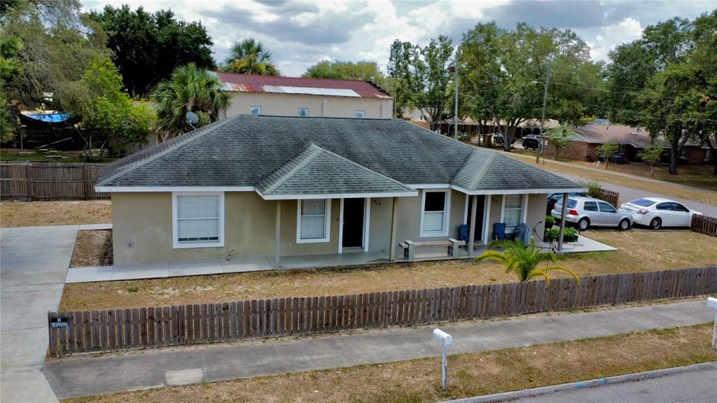 For Sale: $425,000 (3 beds, 2 baths, 1405 Square Feet)