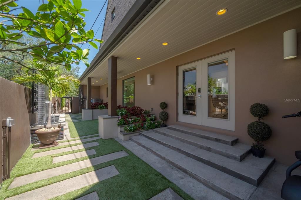 En Venta: $4,899,000 (5 camas, 7 baños, 8325 Pies cuadrados)