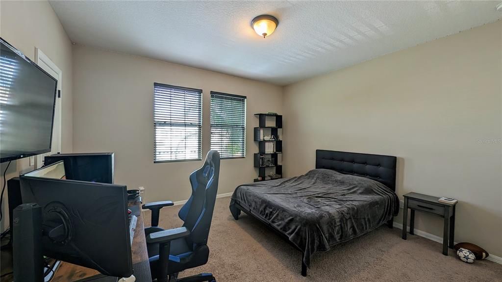 Active With Contract: $2,700 (3 beds, 2 baths, 1844 Square Feet)