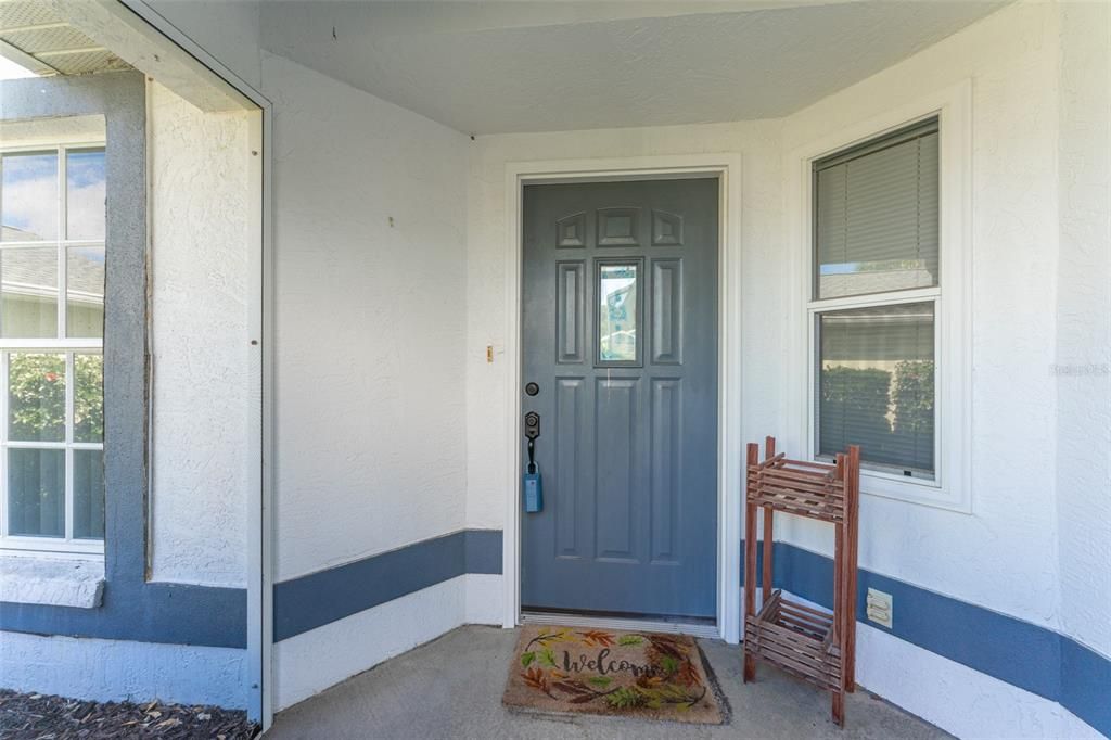 For Sale: $300,000 (2 beds, 2 baths, 1360 Square Feet)