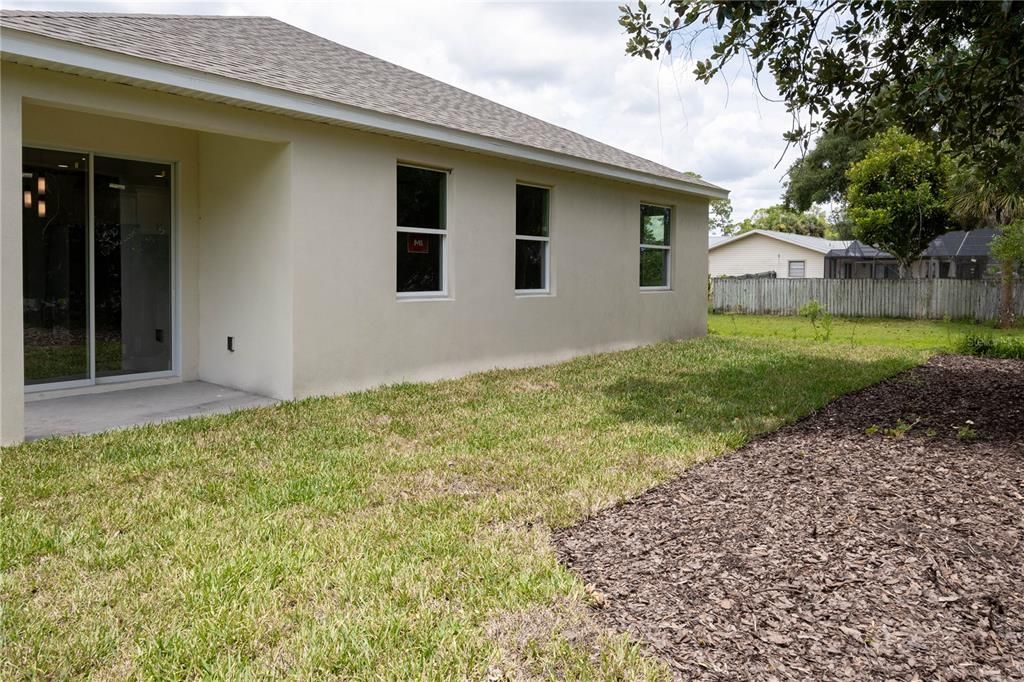 For Sale: $427,000 (3 beds, 2 baths, 1725 Square Feet)