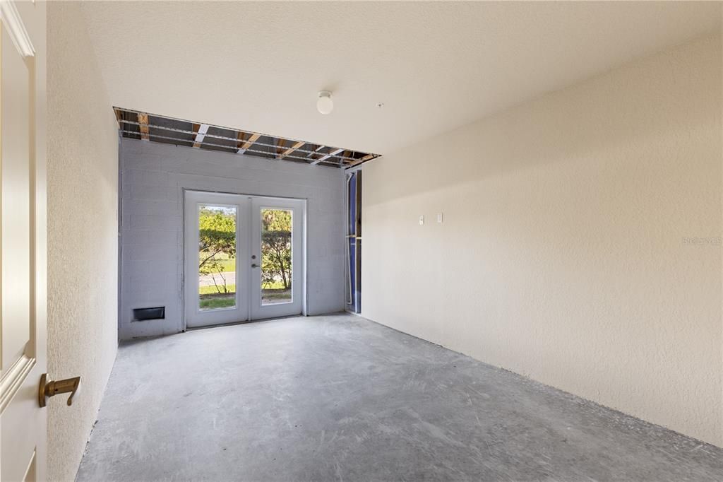 Bonus room across the hall from garage