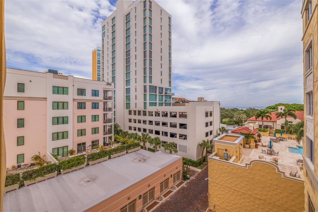 For Sale: $1,499,000 (2 beds, 2 baths, 2384 Square Feet)