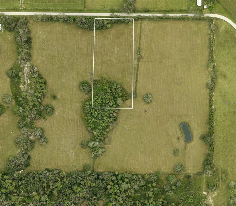 На продажу: $269,000 (5.28 acres)